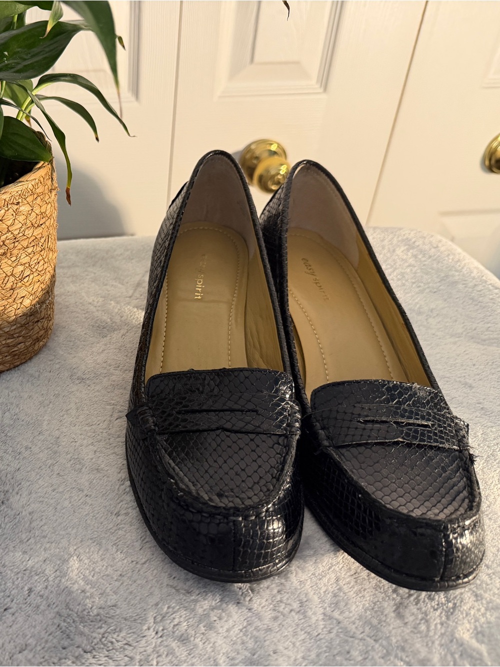 Women’s Black Leather Snakeskin Loafers
